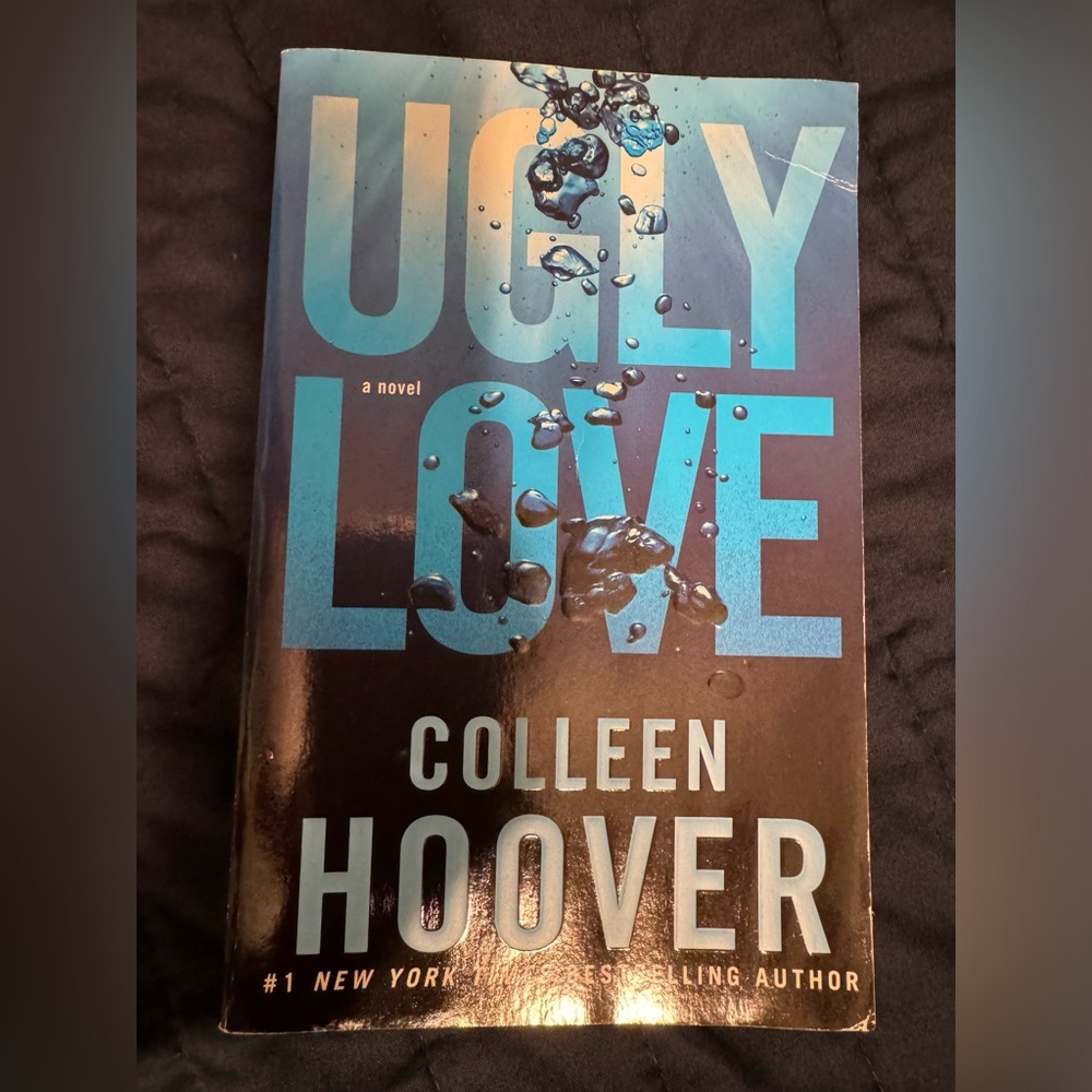 Colleen Hoover bundle - Picture 2 of 7